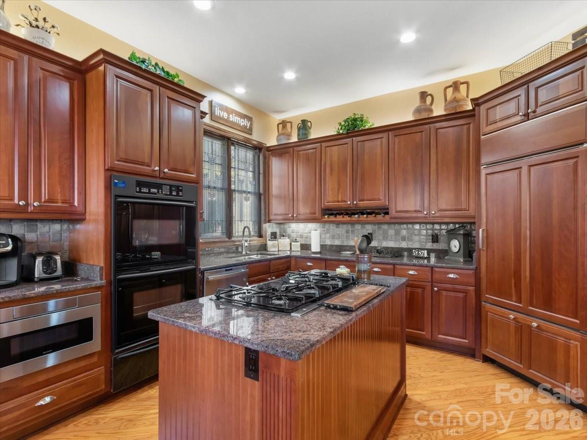 600 Andrew Banks Road D4 Property Photo 11