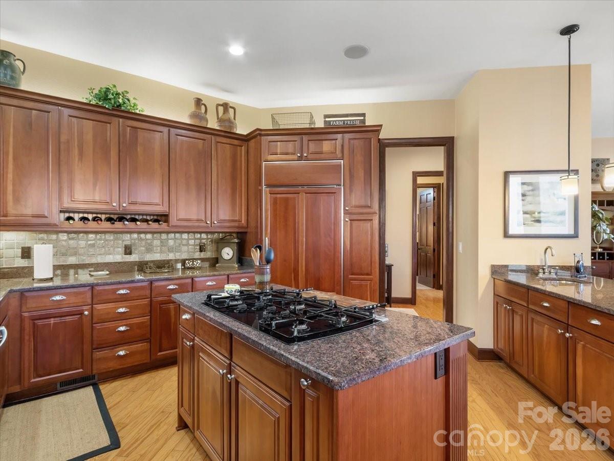 600 Andrew Banks Road D4 Property Photo 12