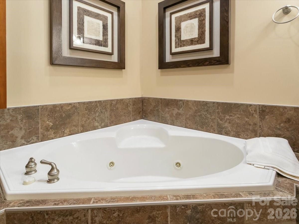 600 Andrew Banks Road D4 Property Photo 29