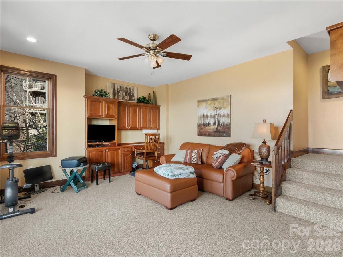 600 Andrew Banks Road D4 Property Photo 31