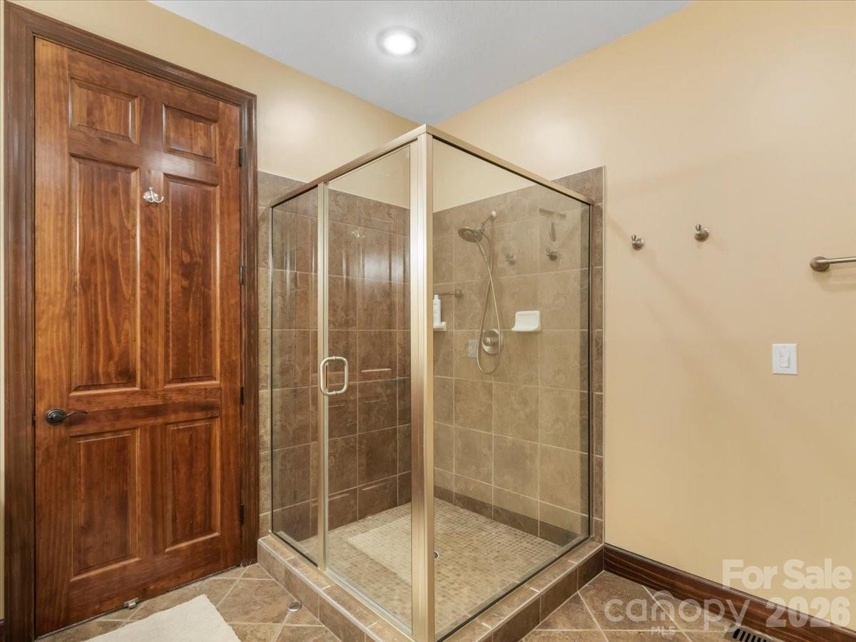 600 Andrew Banks Road D4 Property Photo 38