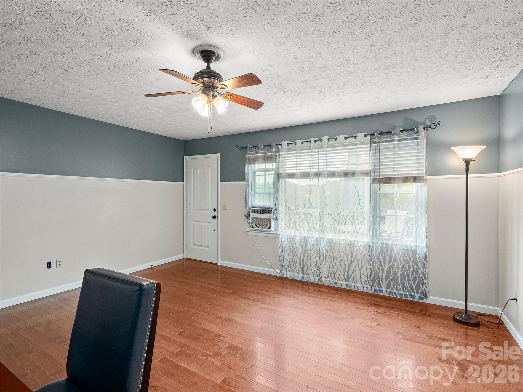 84 Candlelight Circle Property Photo 4