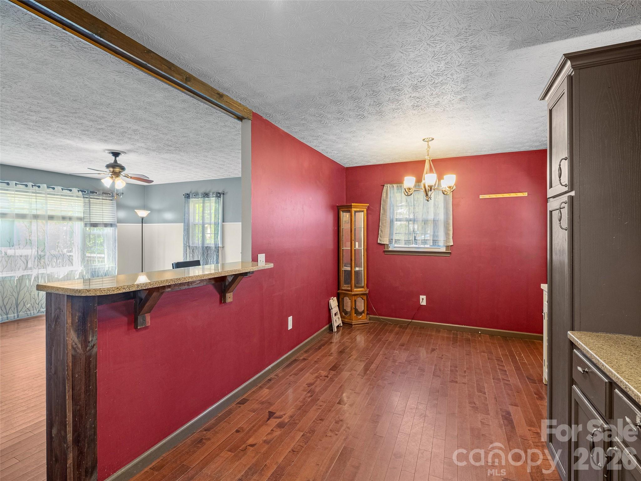 84 Candlelight Circle Property Photo 7