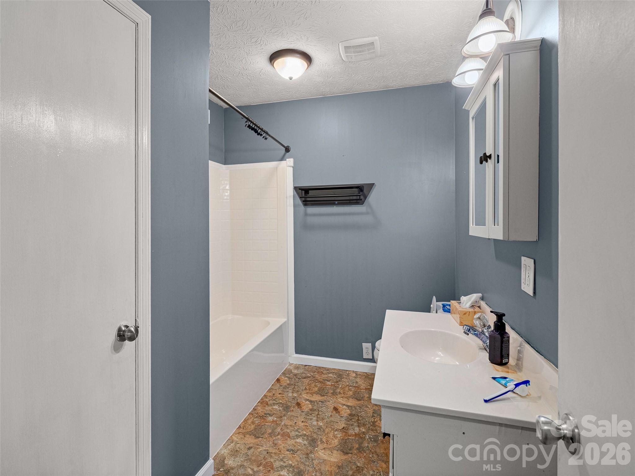 84 Candlelight Circle Property Photo 11