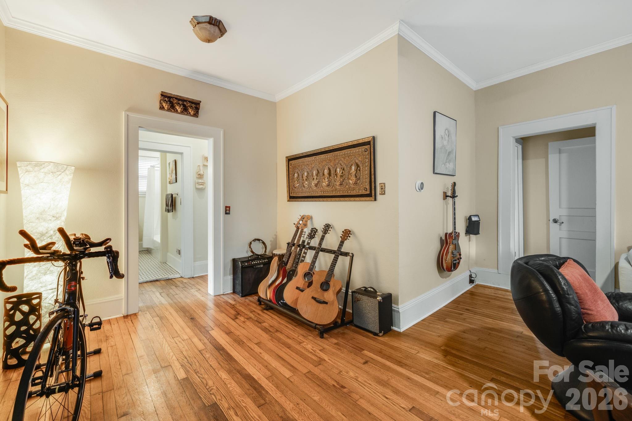 107 Courtland Avenue Property Photo 10