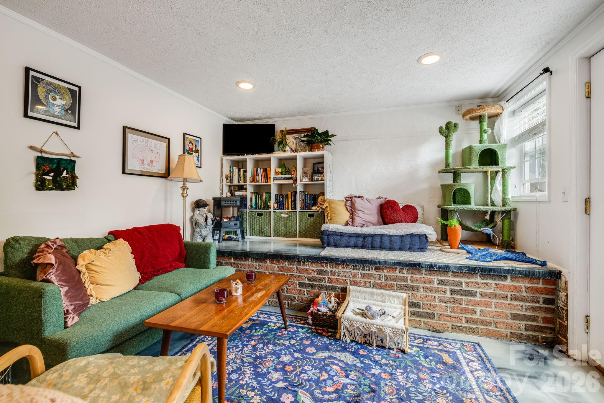 107 Courtland Avenue Property Photo 37