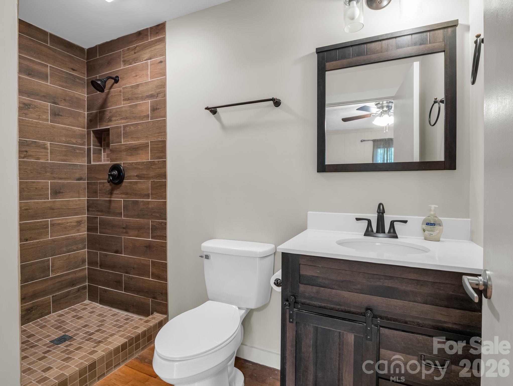 7 Hearthstone Lane Property Photo 39