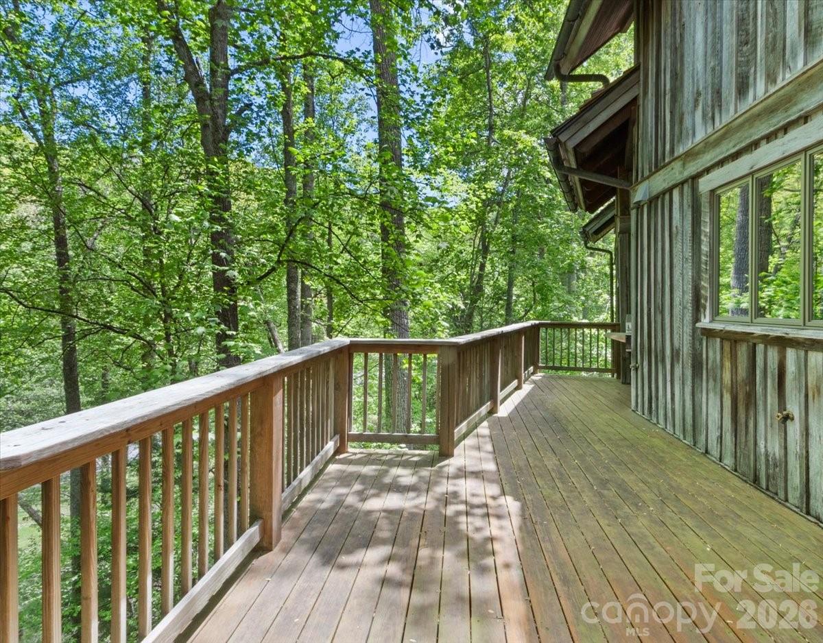 56 Spring House Drive Property Photo 18