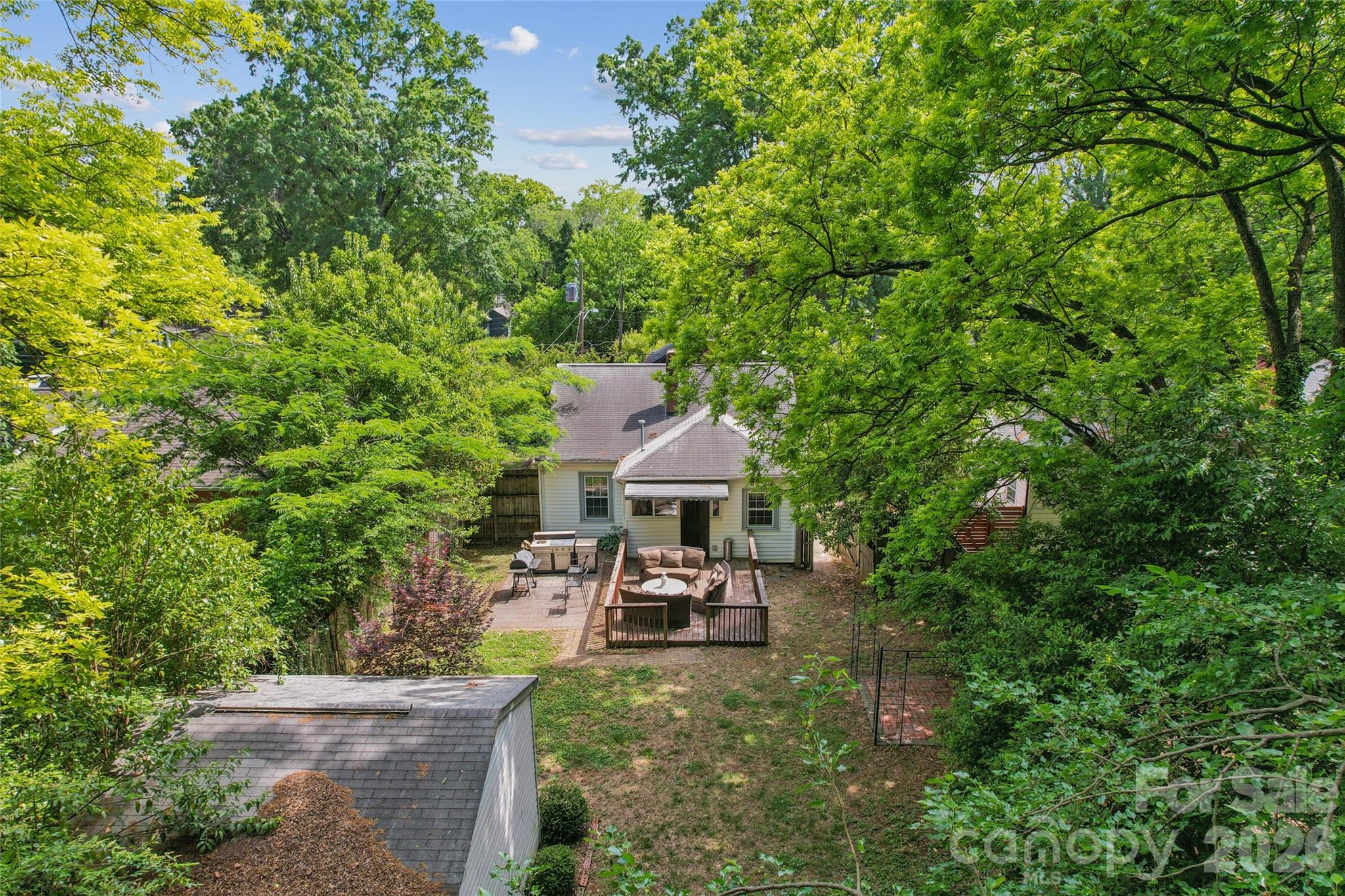 2224 Dundeen Street Property Photo 27