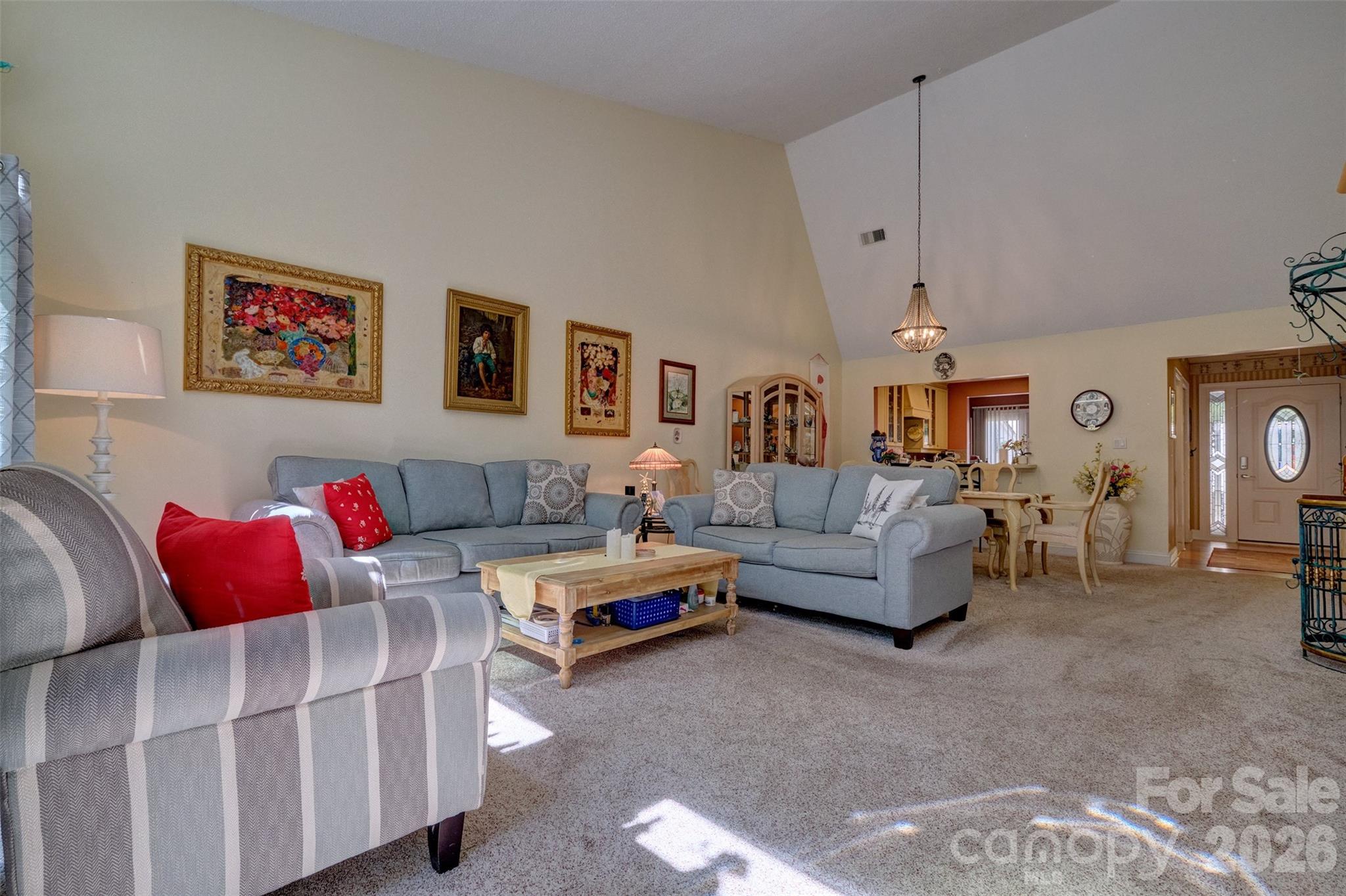 114 Pine Grove Circle Property Photo 7