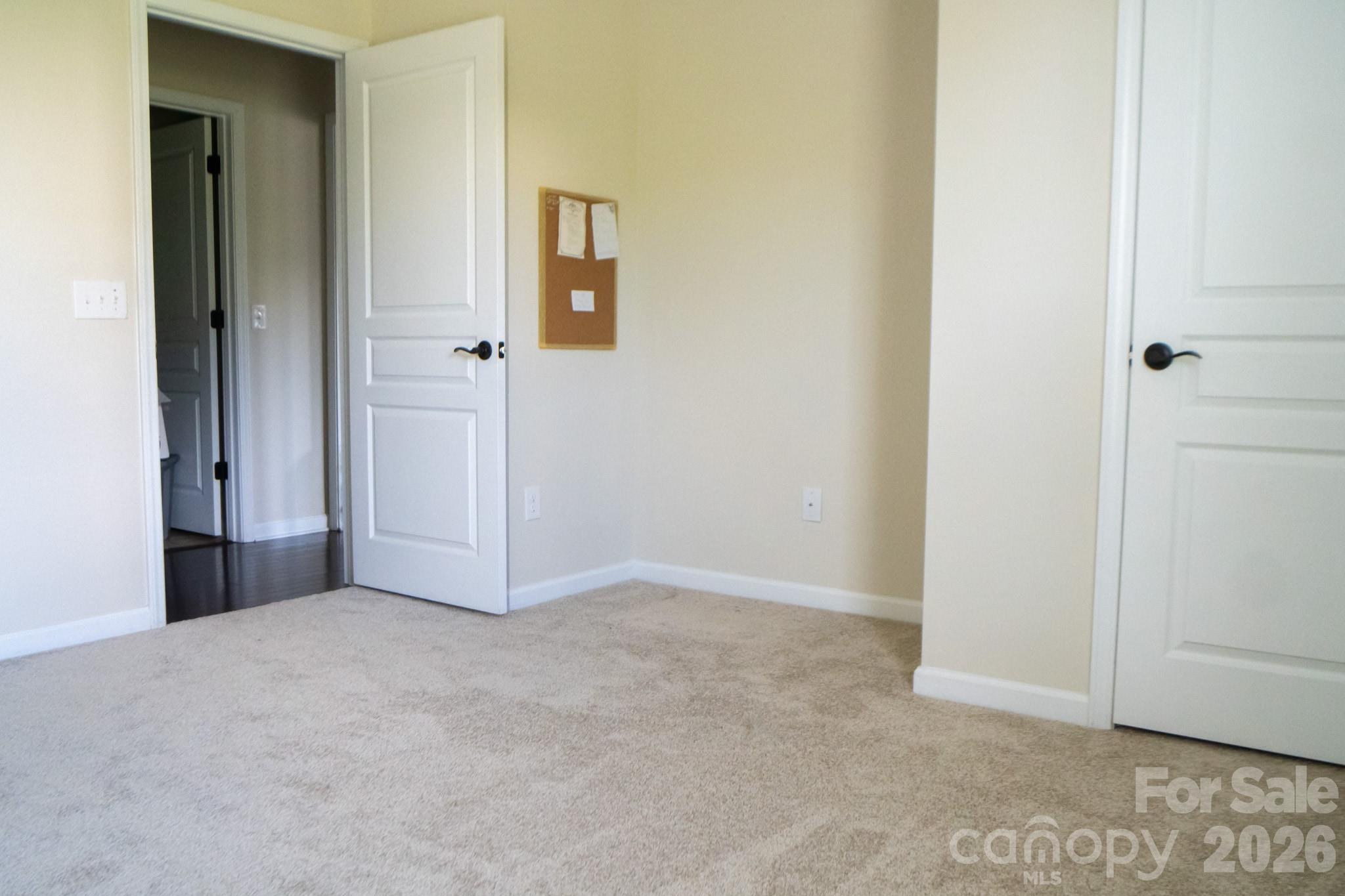 3942 Kestrel Lane Property Photo 16