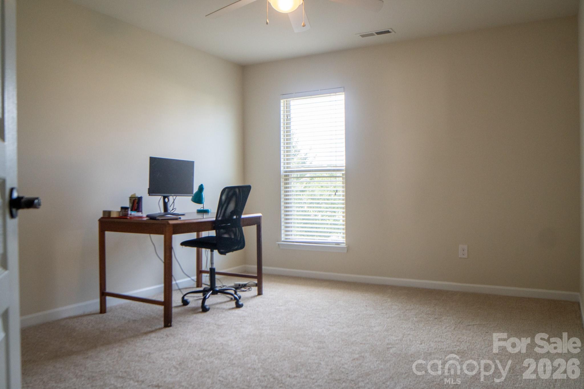 3942 Kestrel Lane Property Photo 28