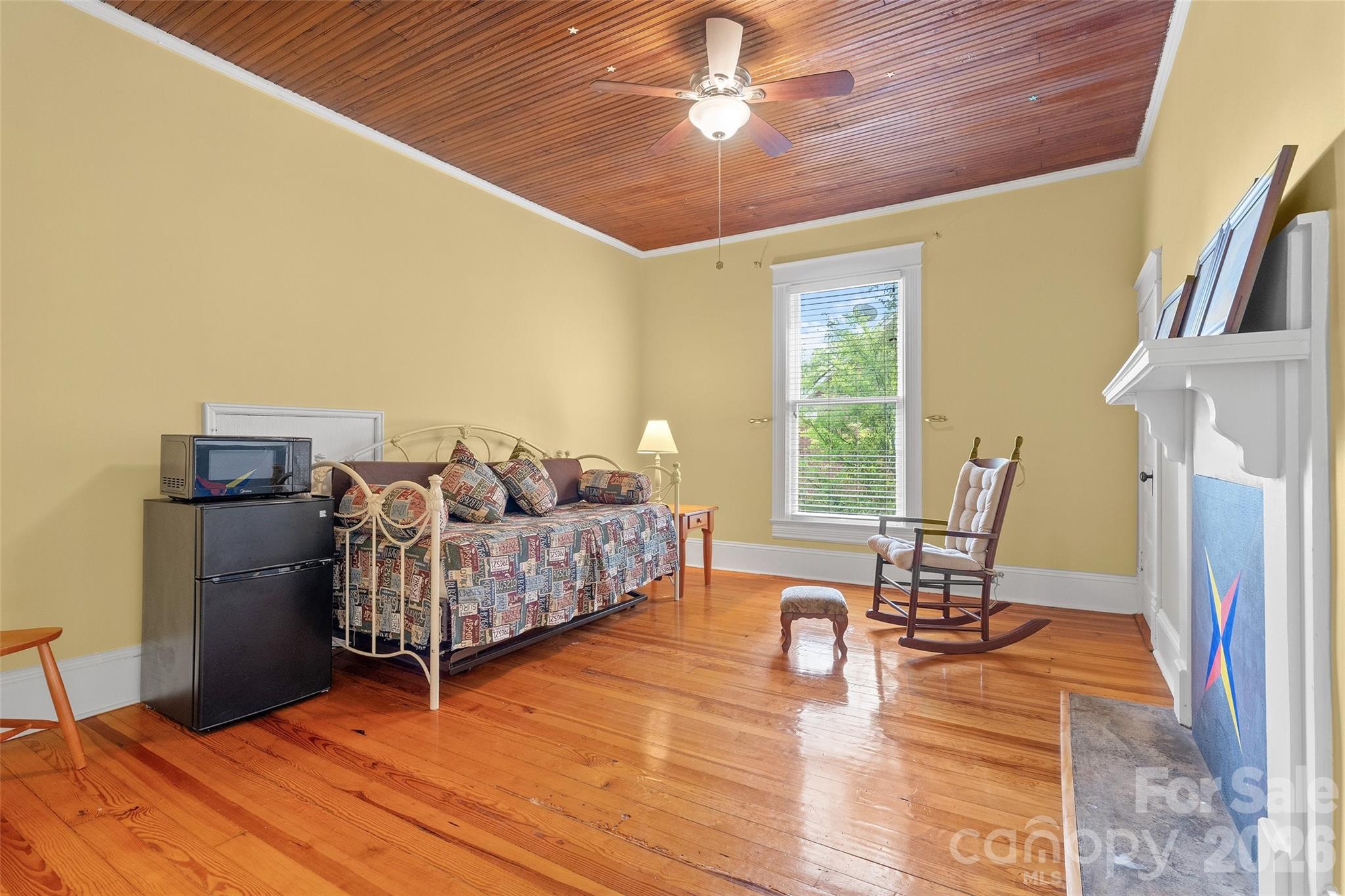 602 N Main Street Property Photo 27