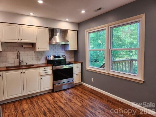 328 Swampfox Drive Property Photo 13