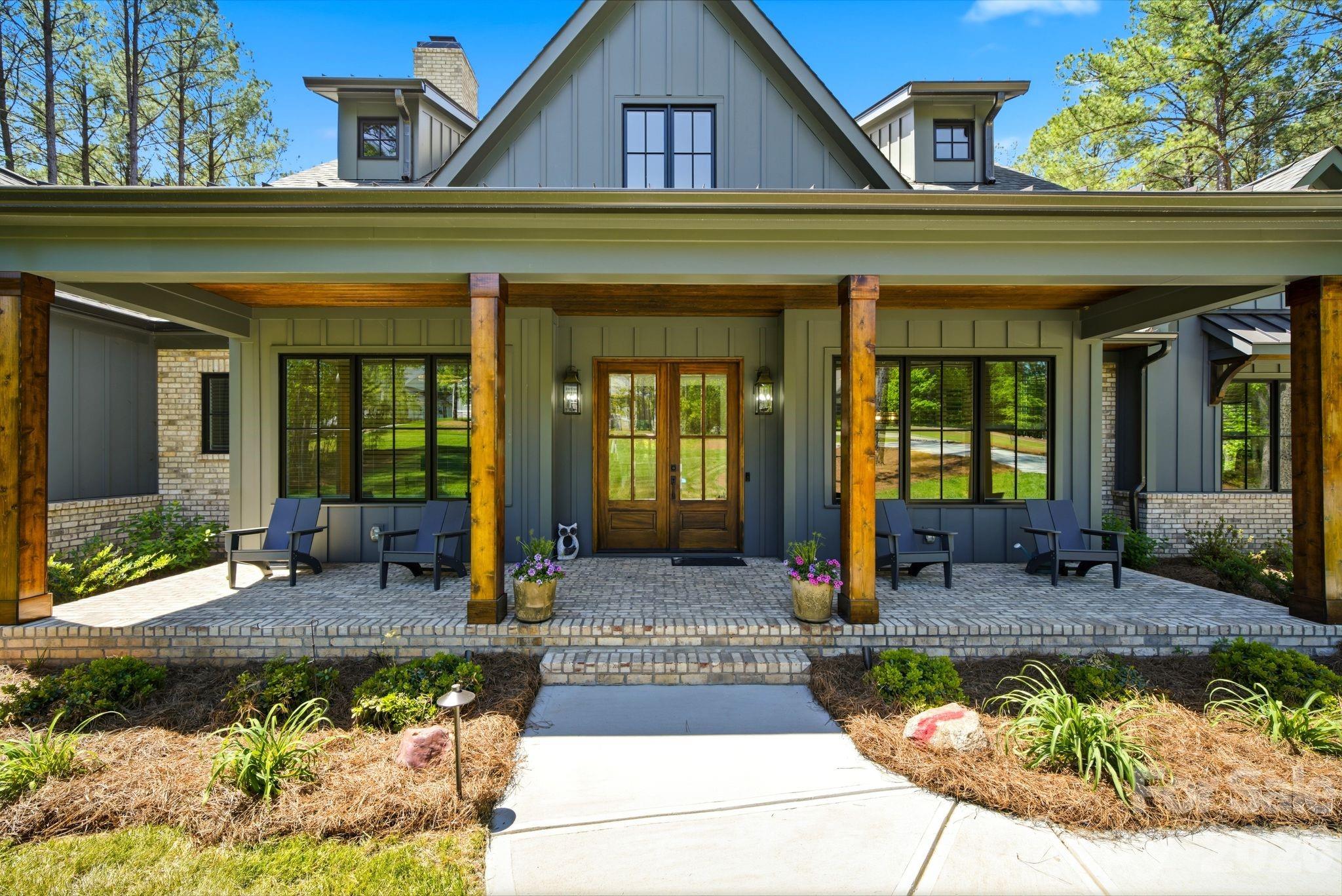 6223 Chimney Bluff Road Property Photo 6