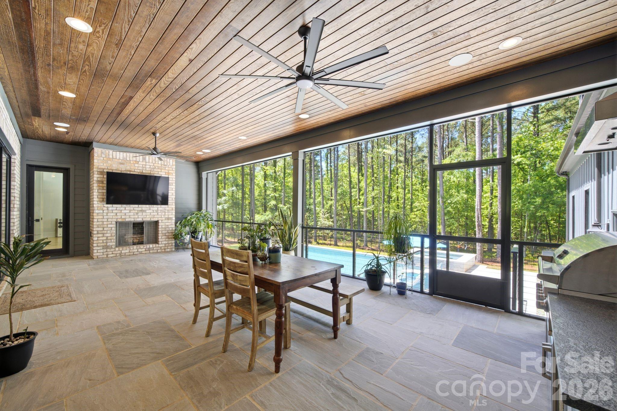 6223 Chimney Bluff Road Property Photo 39