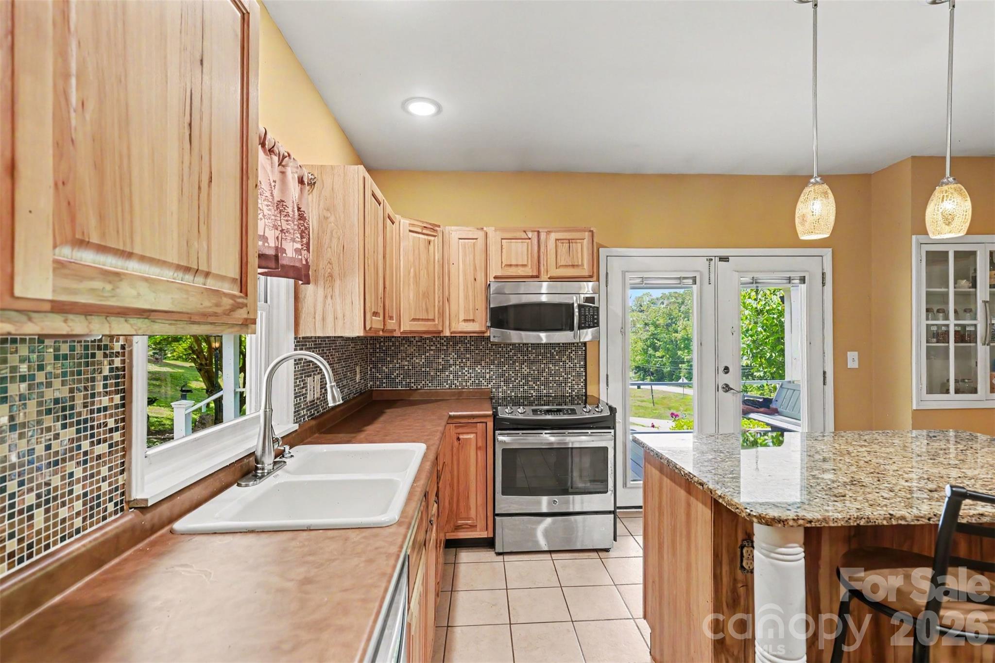 222 Hickory Grove Road Property Photo 5