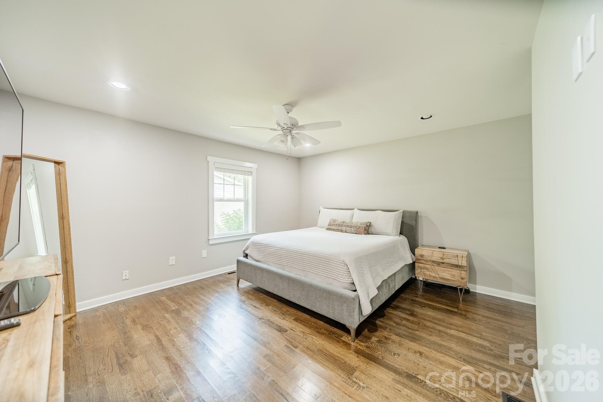 19533 Bustle Road Property Photo 15