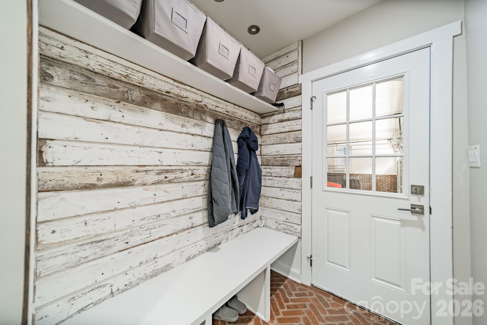 19533 Bustle Road Property Photo 19