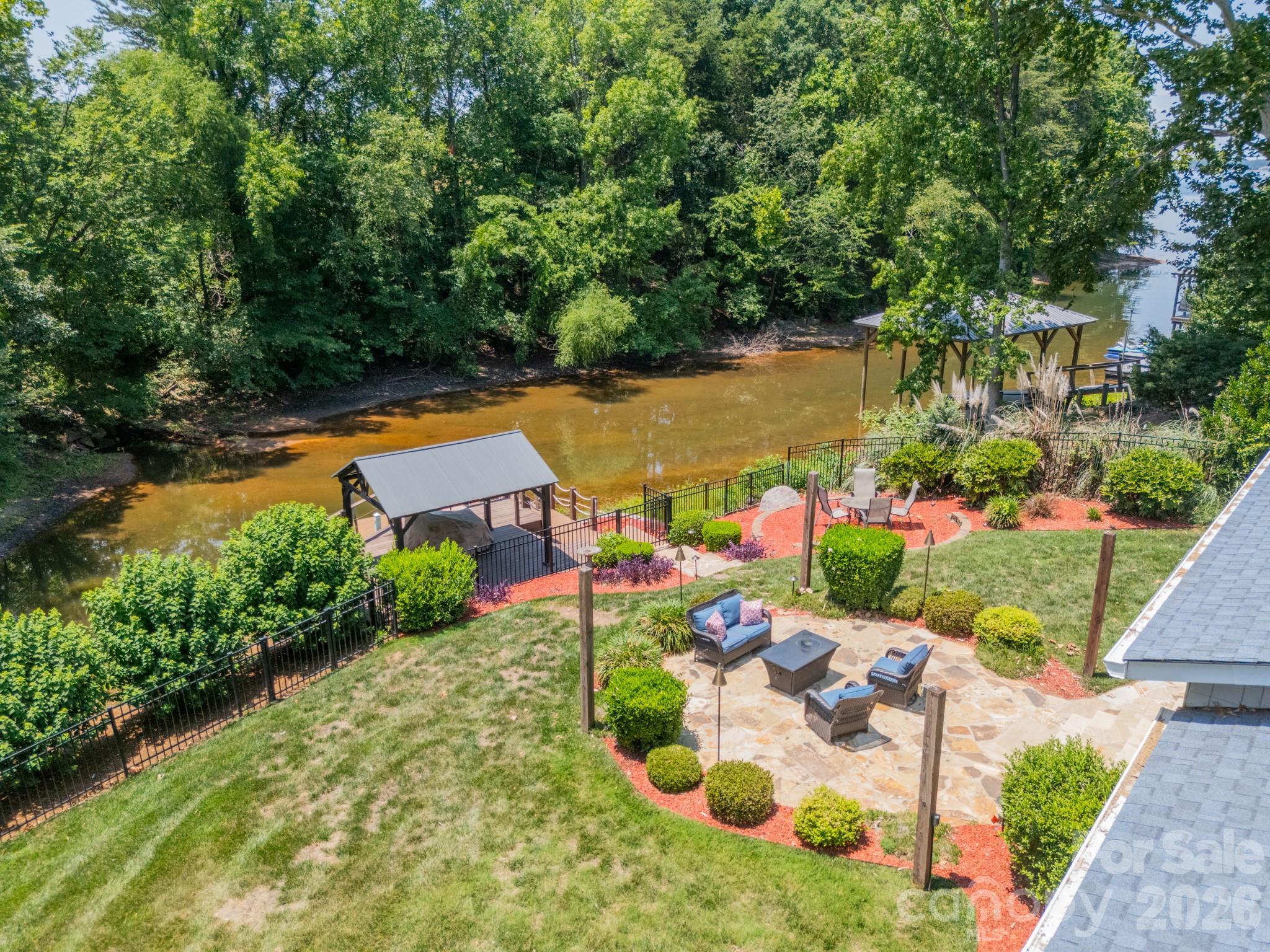 19533 Bustle Road Property Photo 32