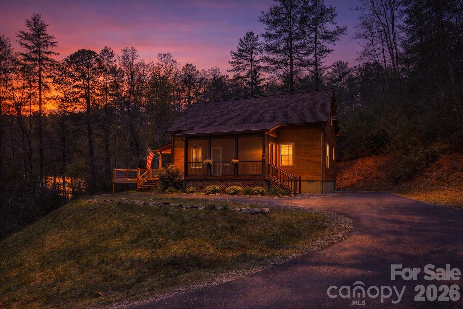138 Hubbell Lane Property Photo 2
