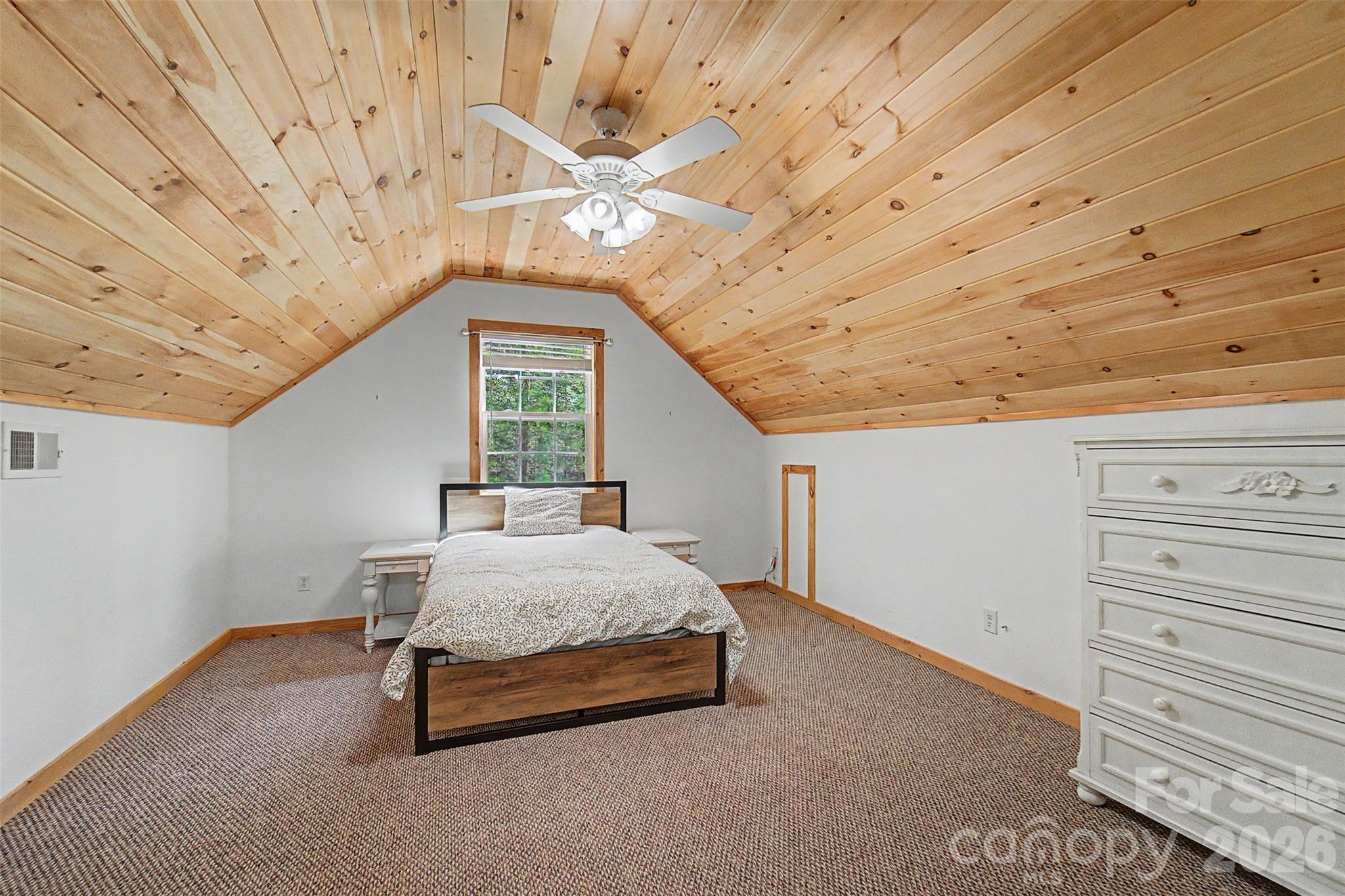 138 Hubbell Lane Property Photo 40