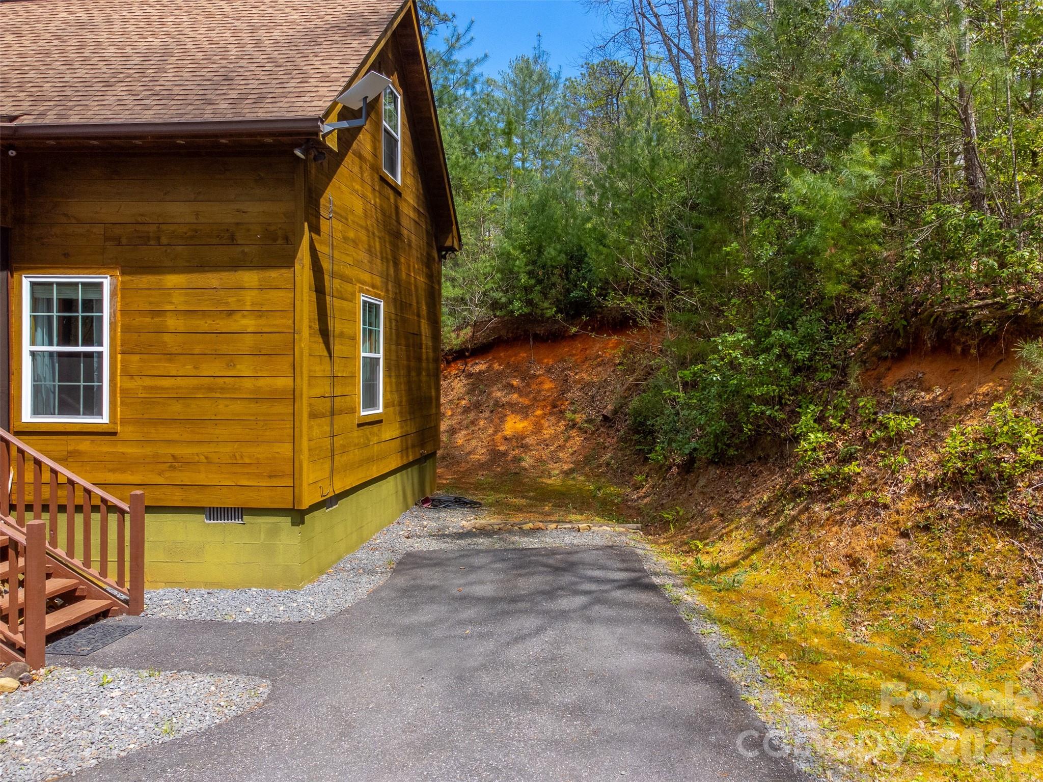 138 Hubbell Lane Property Photo 46