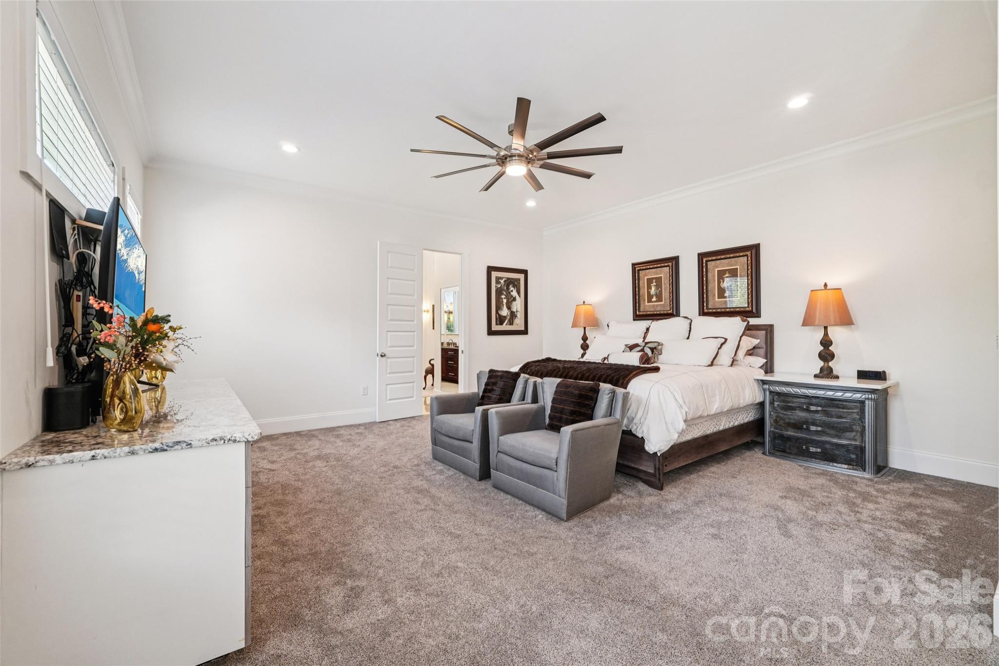 209 Holdsworth Drive Property Photo 21
