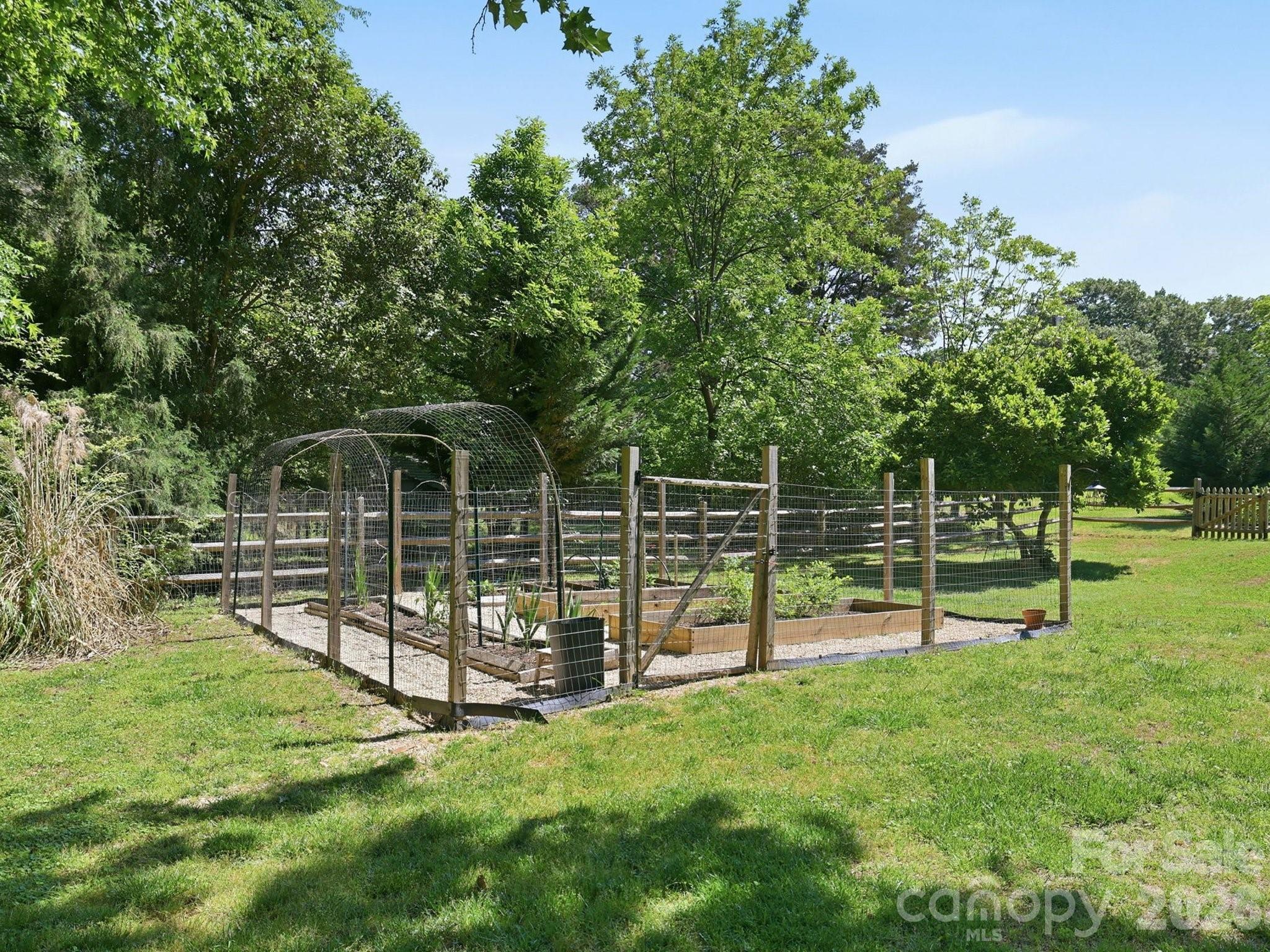 1203 Old Nation Road Property Photo 8