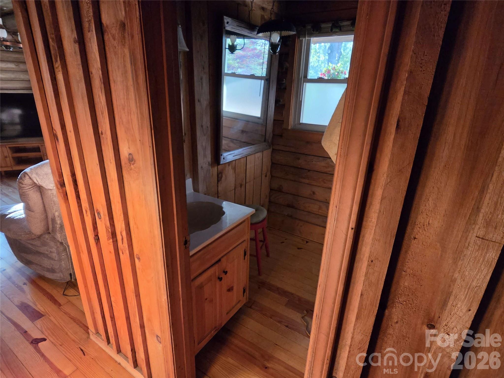 692 Buck Hill Road Property Photo 8
