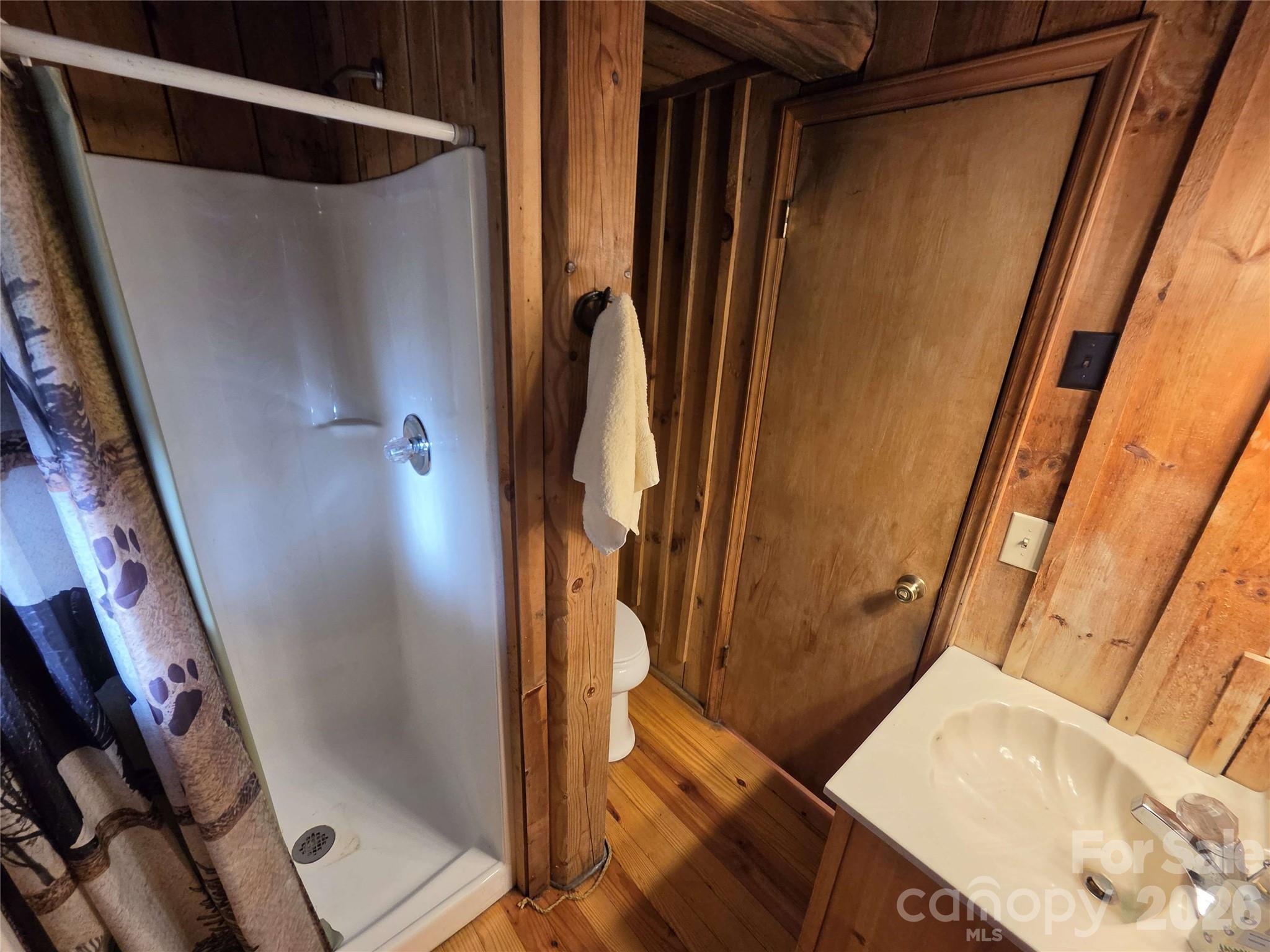 692 Buck Hill Road Property Photo 9