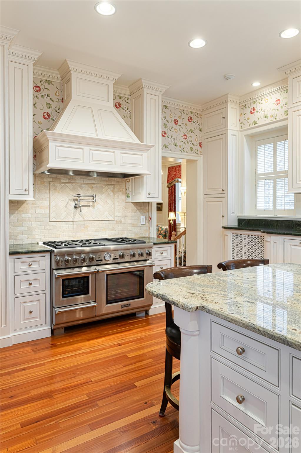 324 Vanderbilt Road Property Photo 18