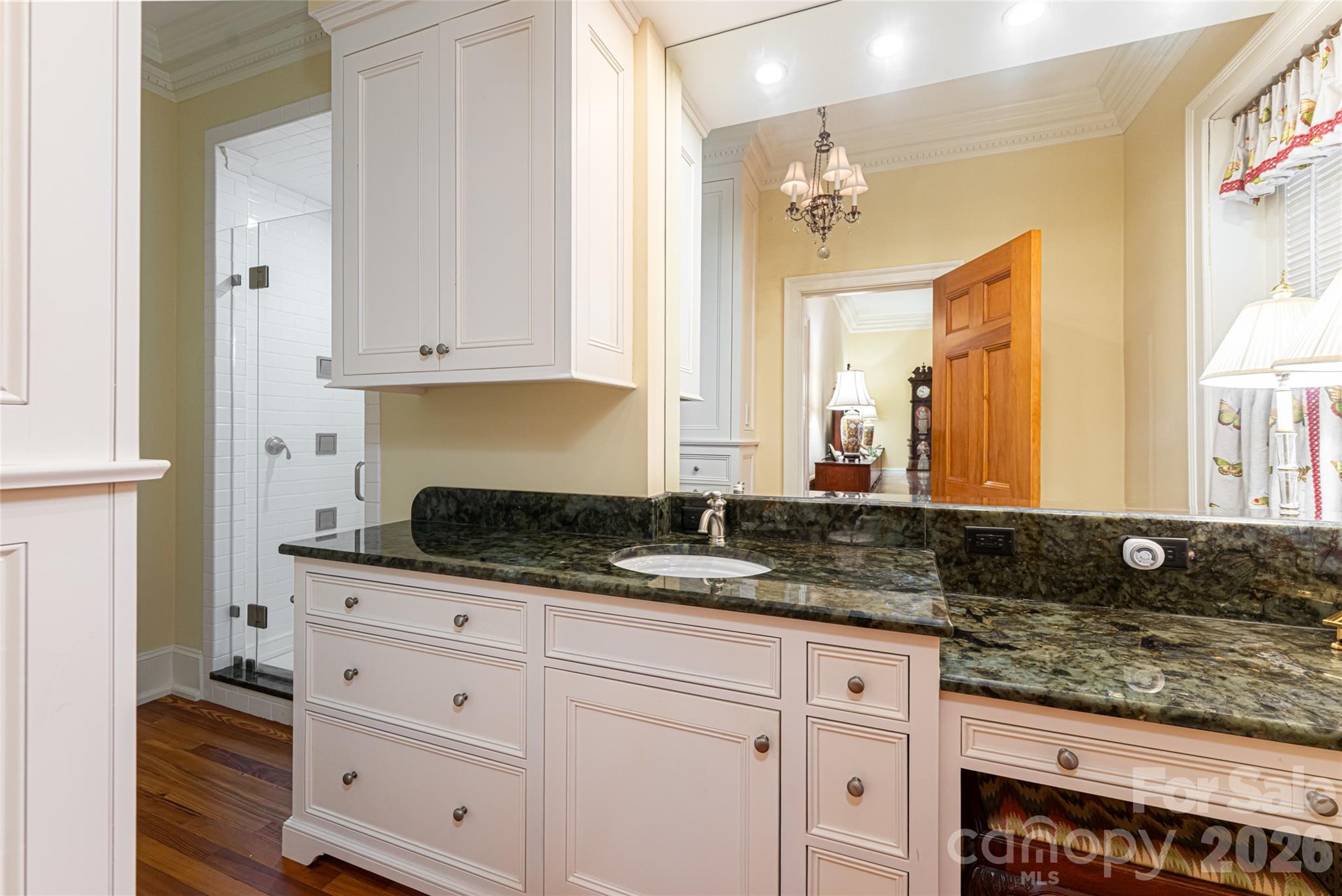324 Vanderbilt Road Property Photo 27