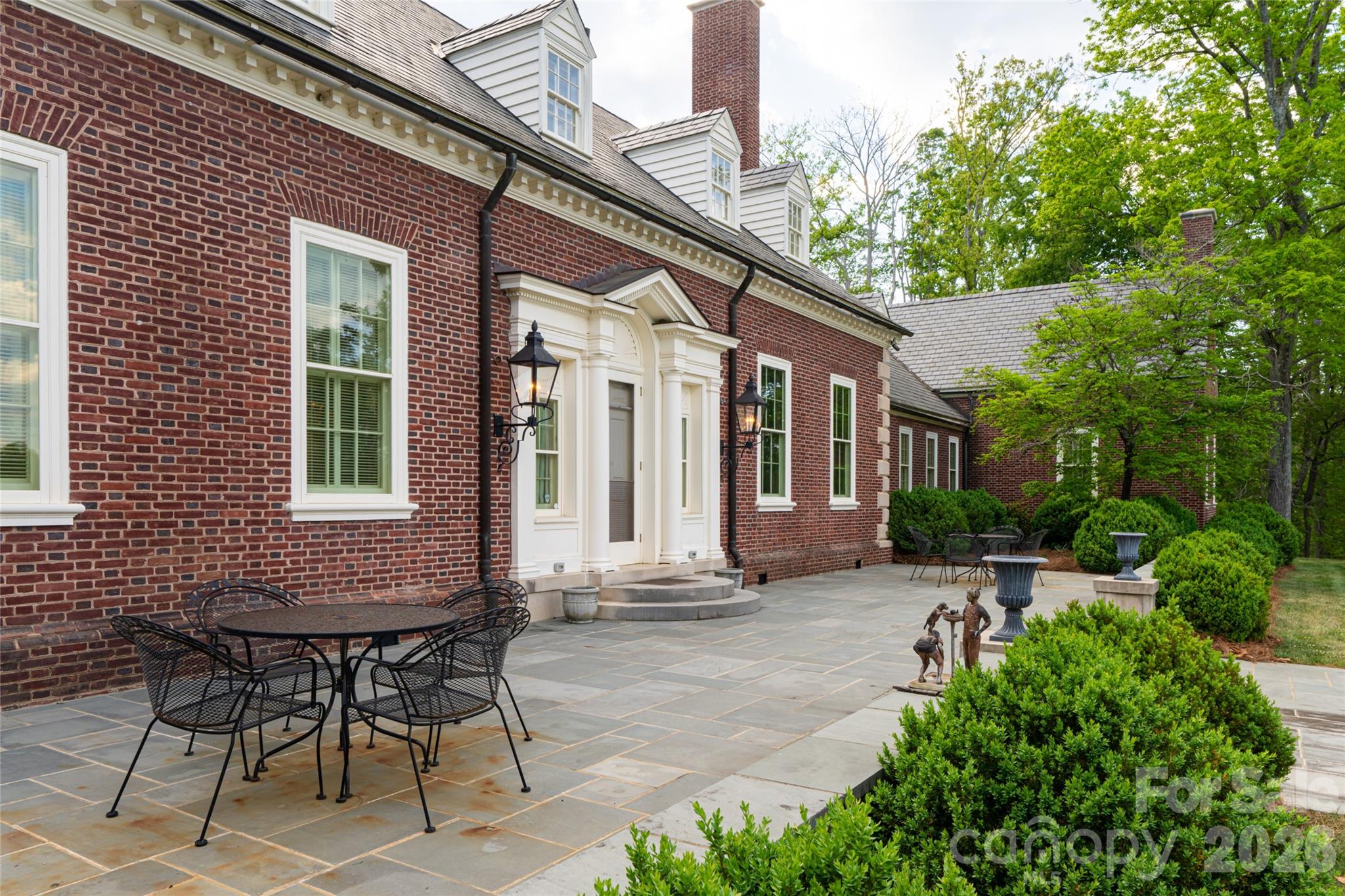 324 Vanderbilt Road Property Photo 29