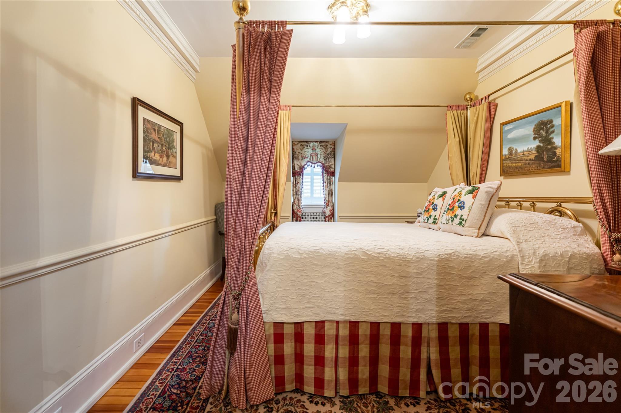 324 Vanderbilt Road Property Photo 35
