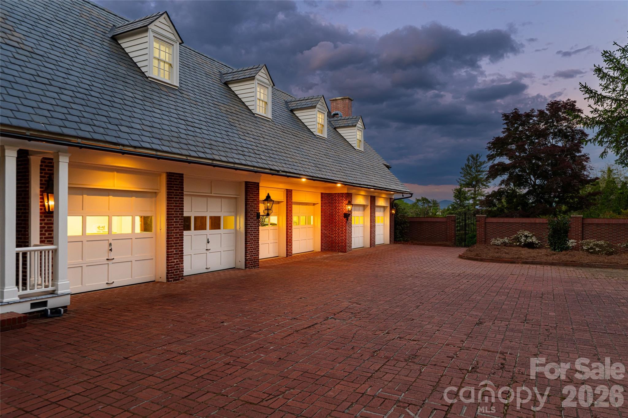 324 Vanderbilt Road Property Photo 42