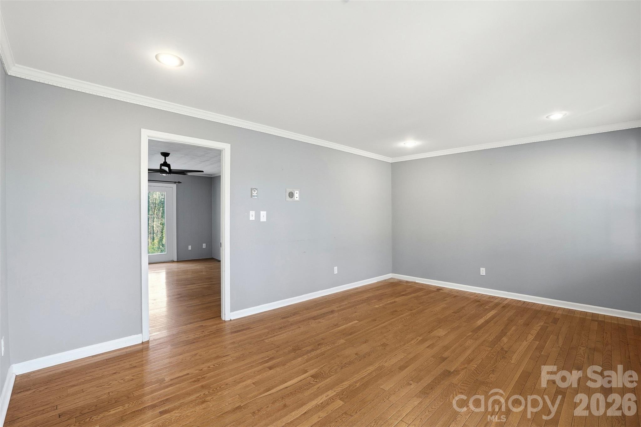 324 Pawley Drive Property Photo 9