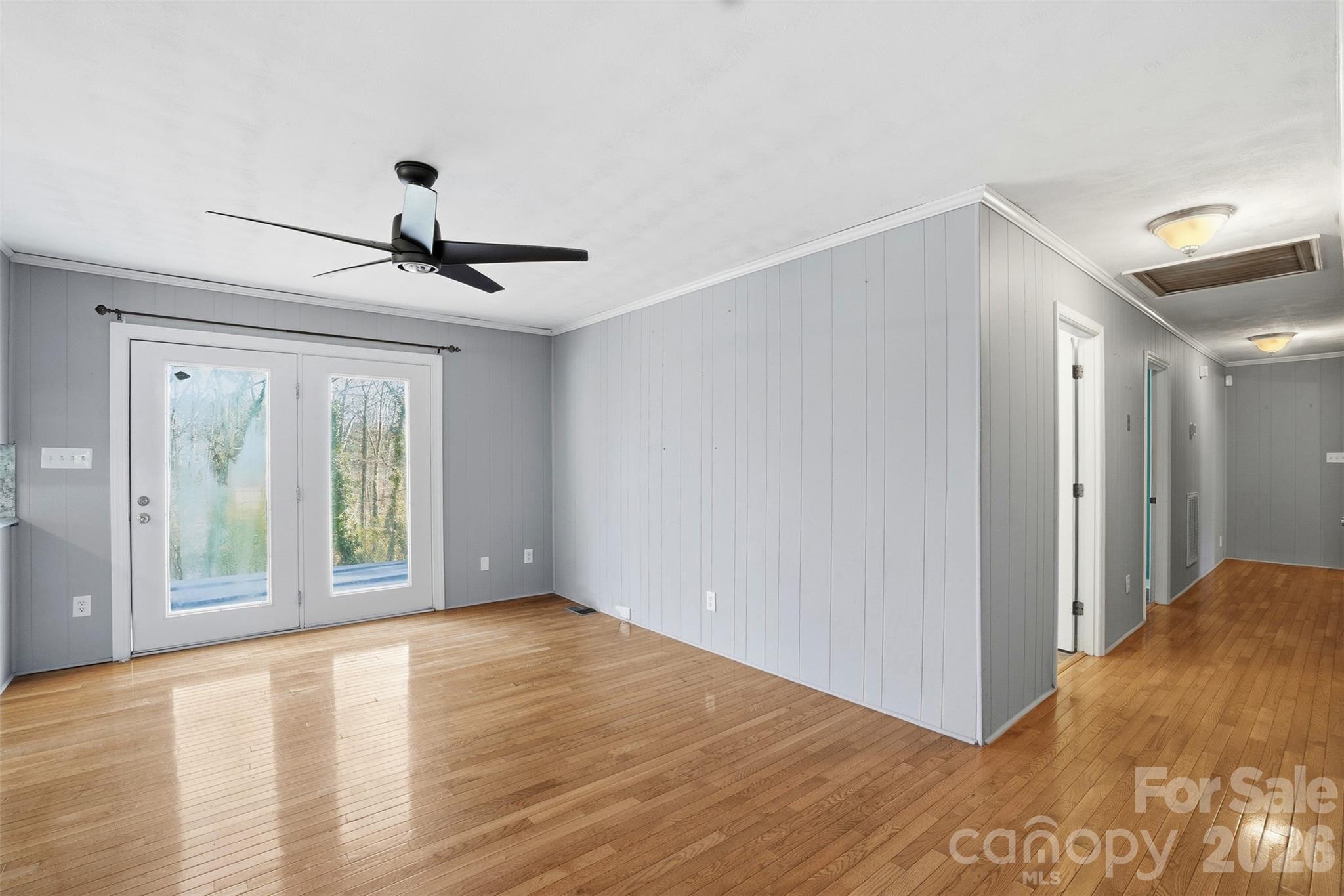324 Pawley Drive Property Photo 10