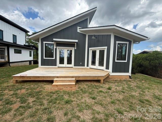 5 Locust Street Property Photo 2