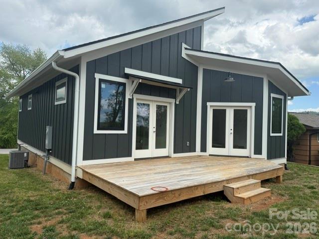 5 Locust Street Property Photo 3