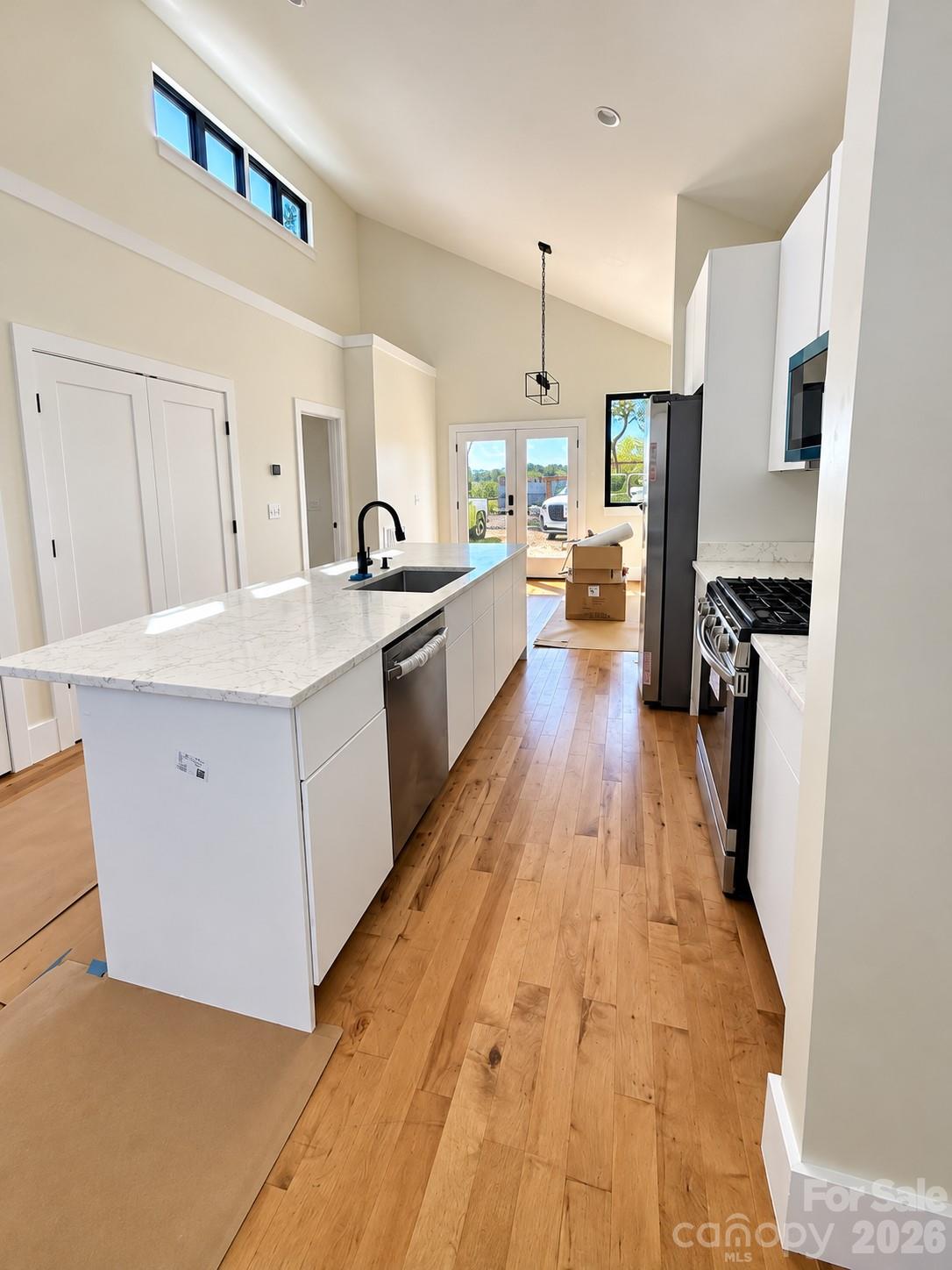 5 Locust Street Property Photo 11