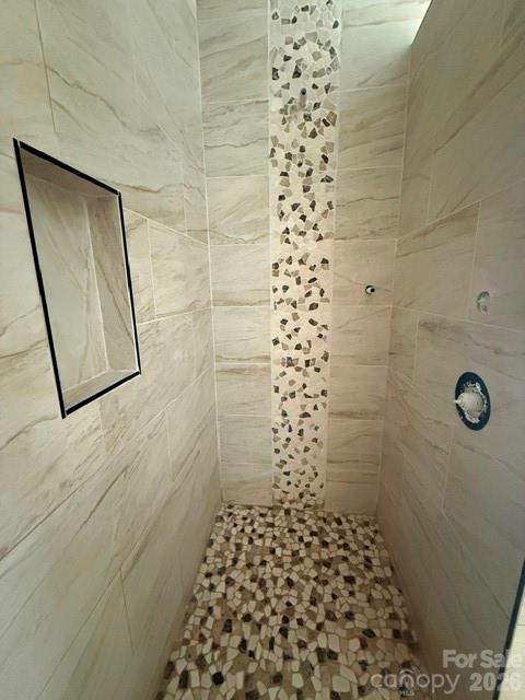 5 Locust Street Property Photo 13