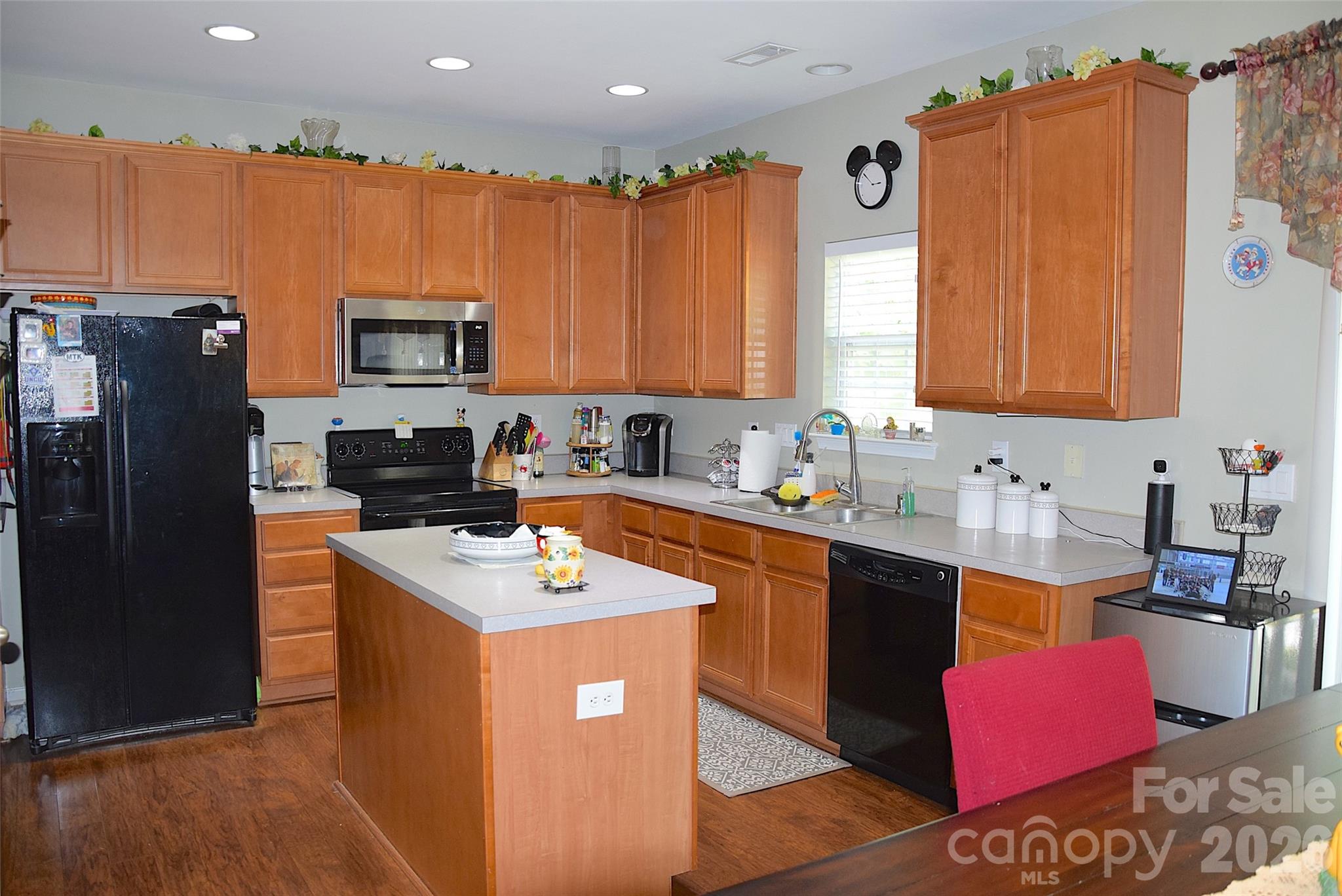 2007 Streamlet Way Property Photo 4