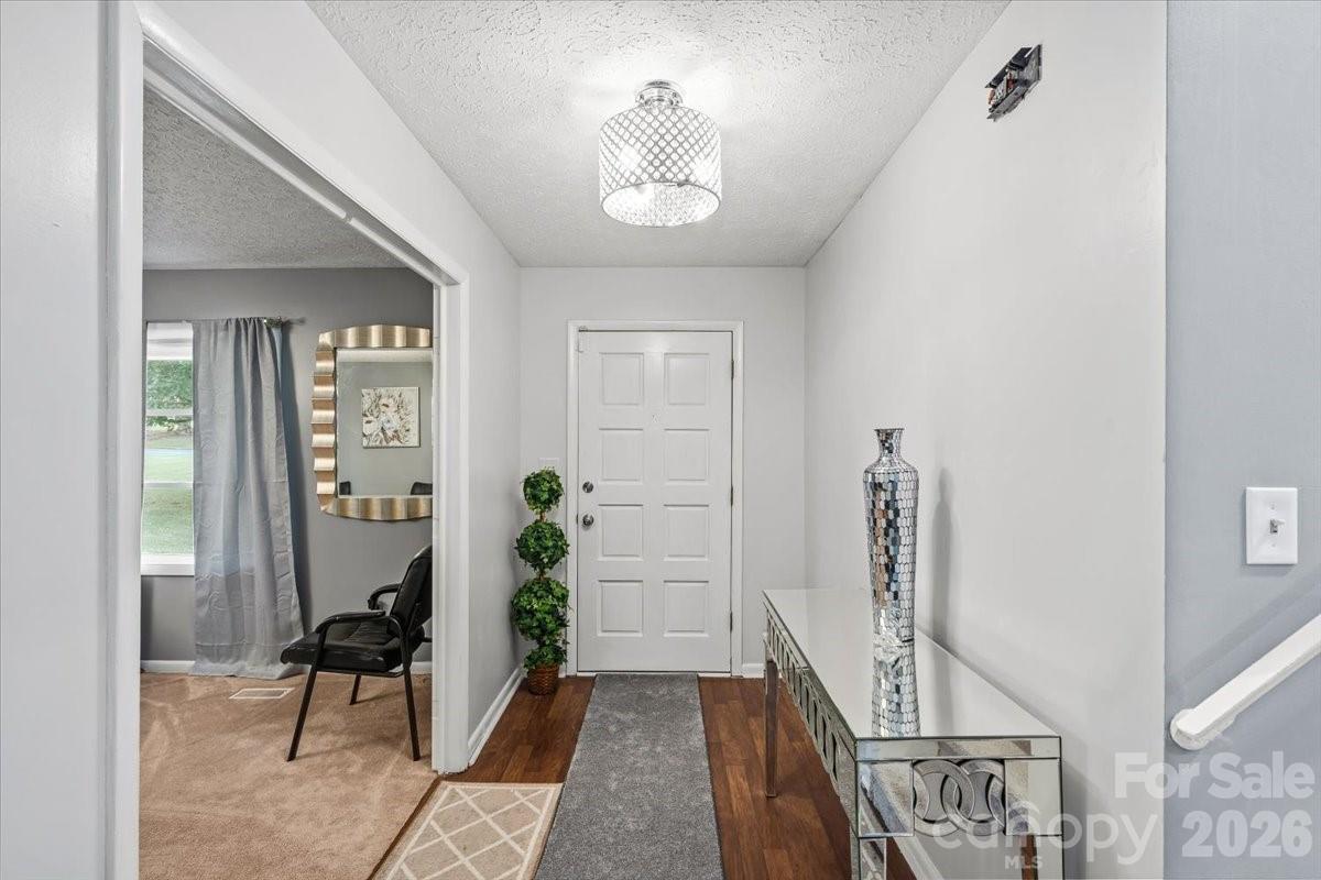1527 Rhyne Street Property Photo 3
