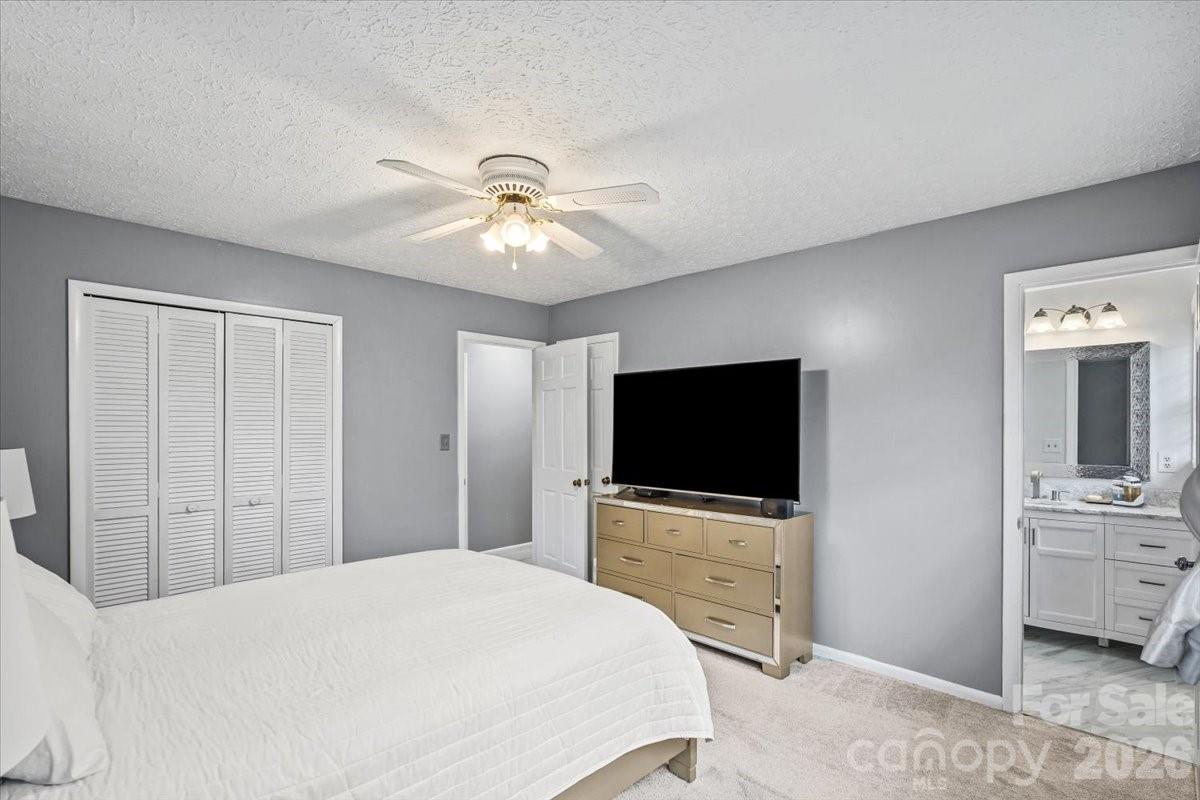 1527 Rhyne Street Property Photo 18