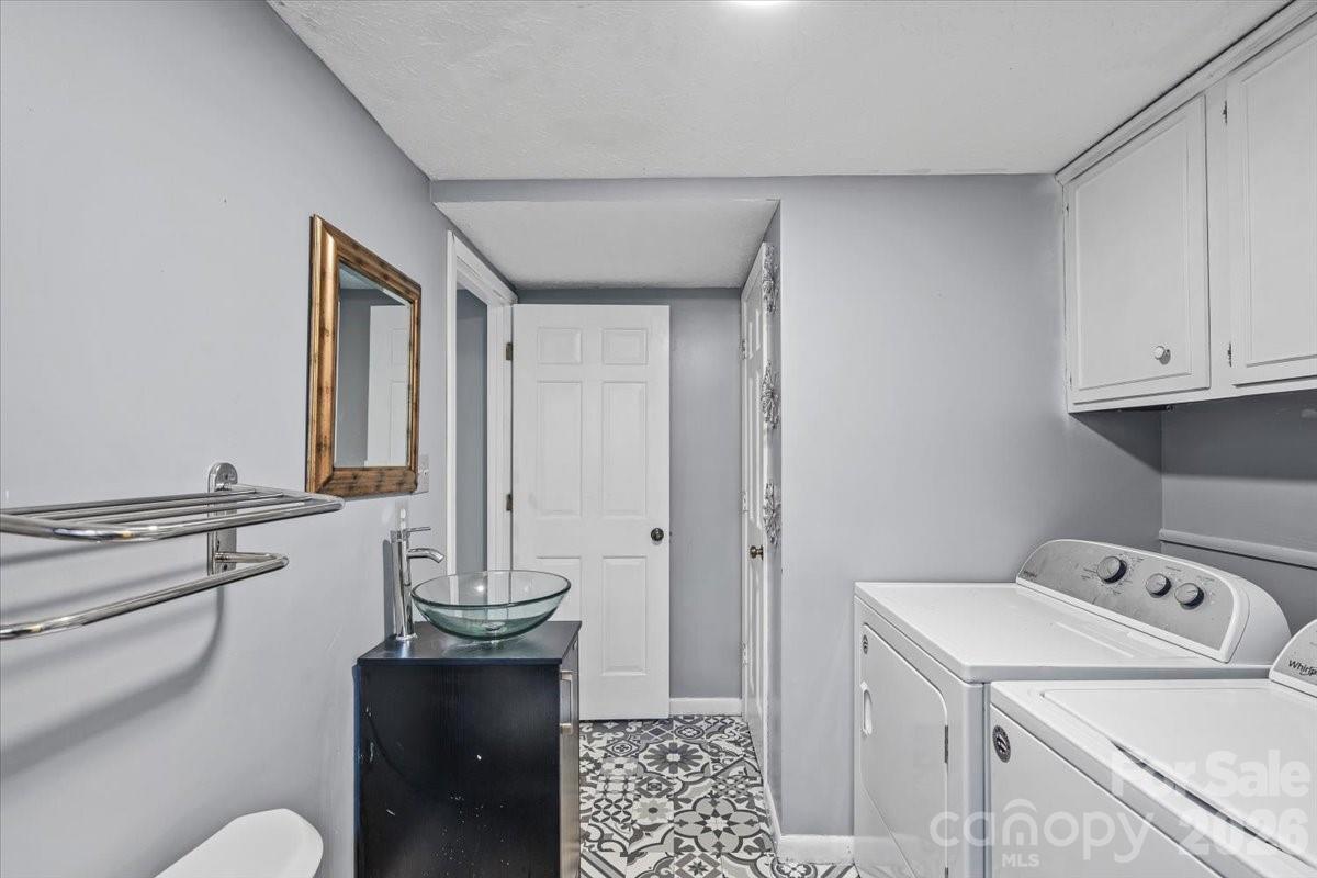 1527 Rhyne Street Property Photo 25