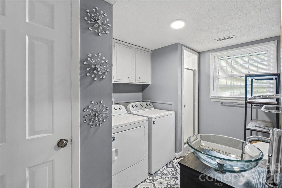 1527 Rhyne Street Property Photo 26