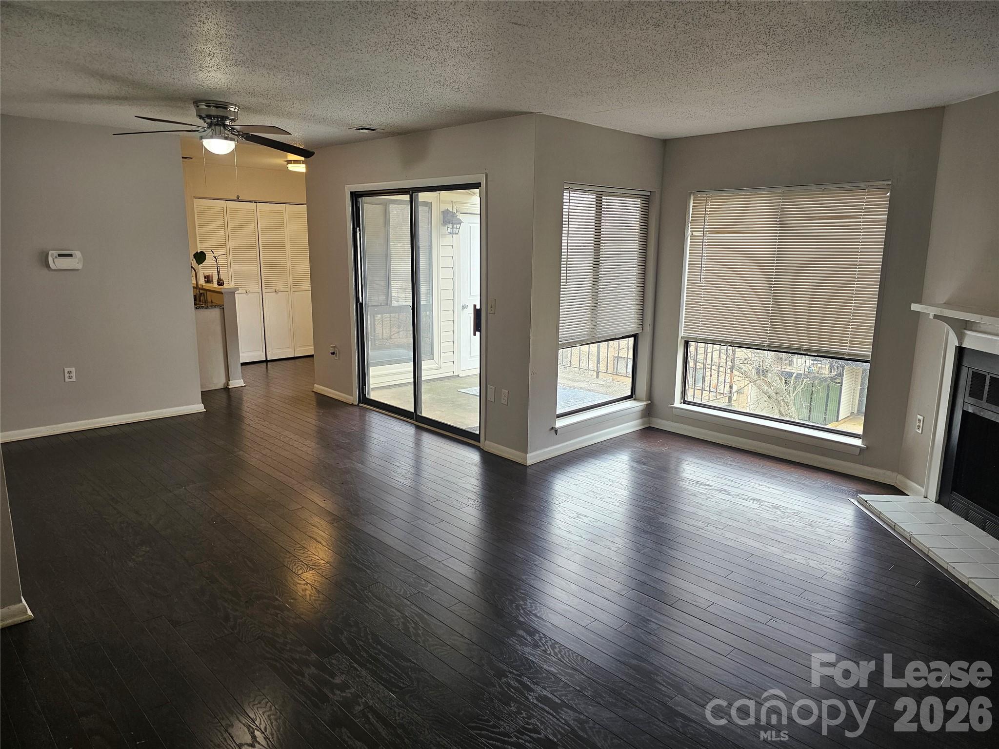 4811 Spring Lake Drive E Property Photo 1