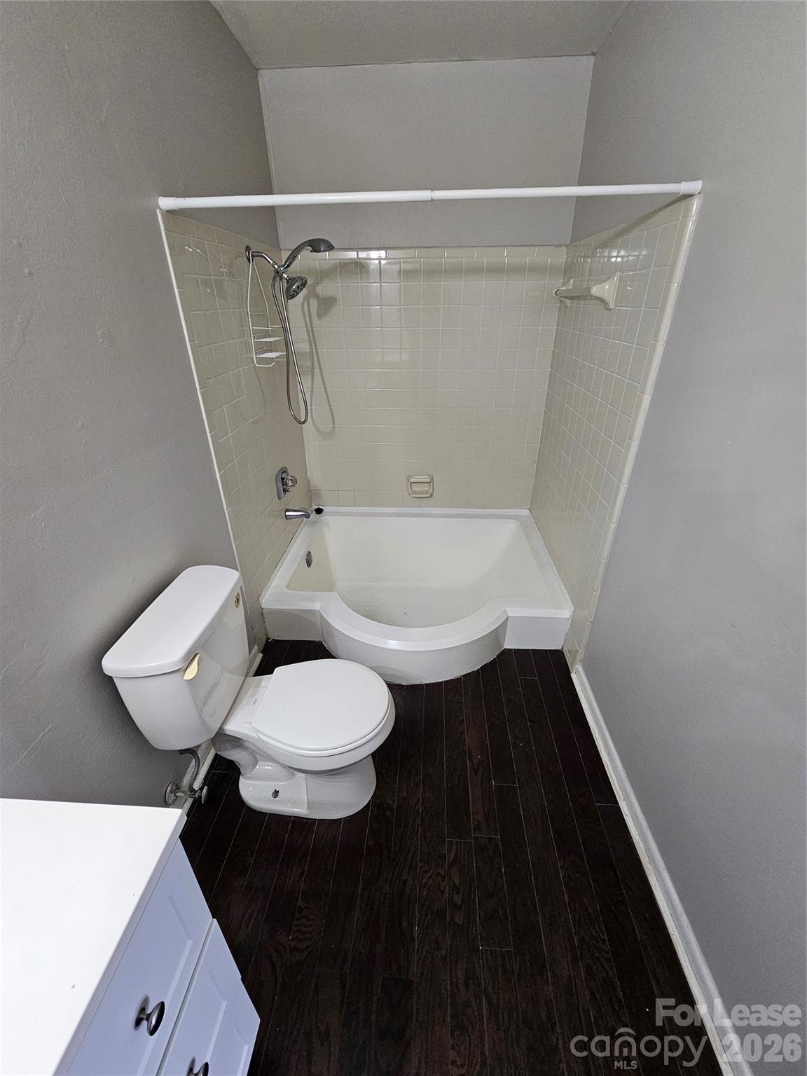 4811 Spring Lake Drive E Property Photo 17