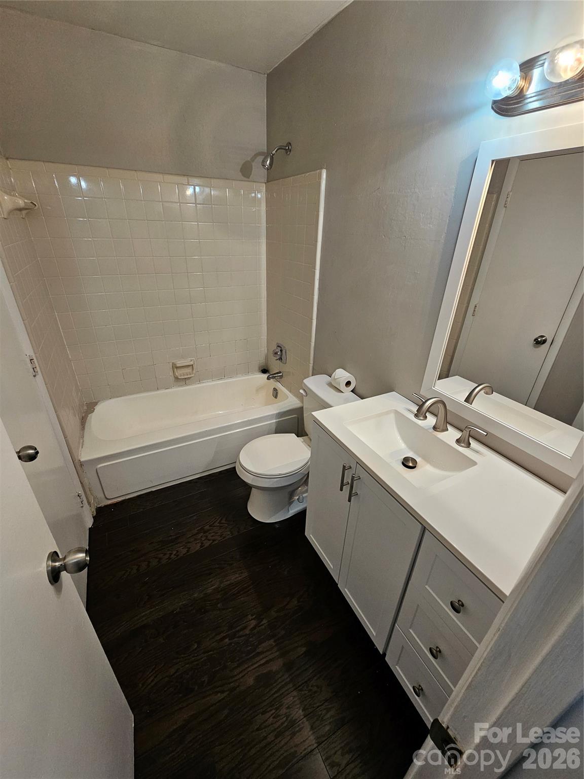 4811 Spring Lake Drive E Property Photo 23